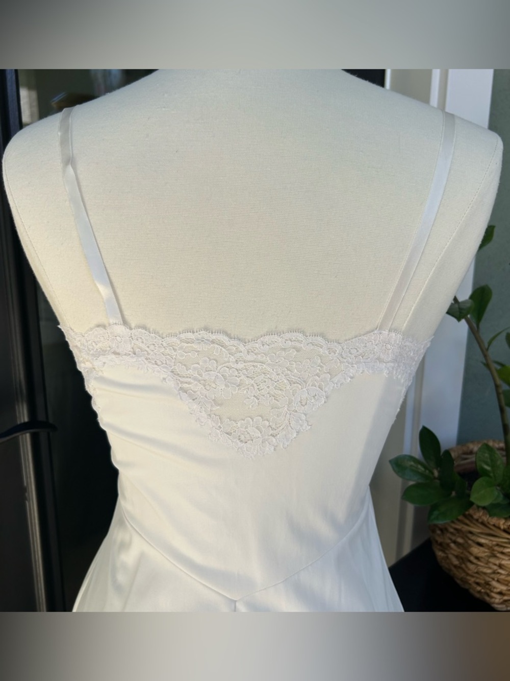Vintage 60's White Full Slip Lace Nylon Slip Dress Size Small - Picture 7 of 10